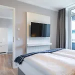 Godewindpark Deluxe-apartment 2-12 Mit Eigener E-ladesaeule In Der Tiefgarage Und Xl-strandkorb Am Appartement