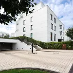 Appartement Godewindpark Deluxe-apartment 2-12 Mit Eigener E-ladesaeule In Der Tiefgarage Und Xl-strandkorb Am