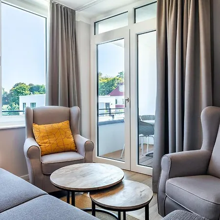 Godewindpark Deluxe-apartment 2-12 Mit Eigener E-ladesaeule In Der Tiefgarage Und Xl-strandkorb Am Apartament