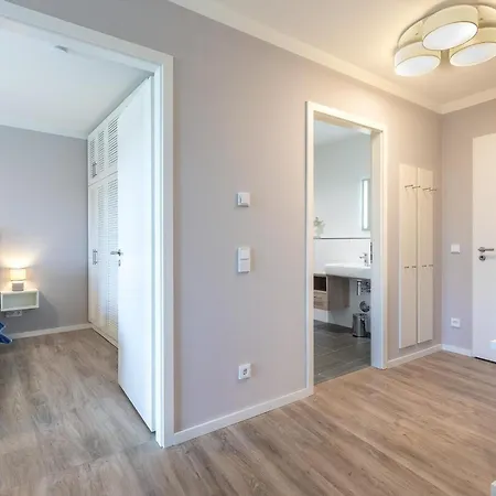 Apartament Godewindpark Deluxe-apartment 2-12 Mit Eigener E-ladesaeule In Der Tiefgarage Und Xl-strandkorb Am